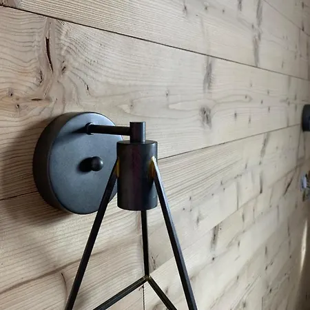 Ski Lodge *