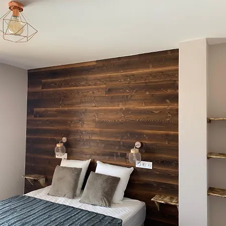 Ski Lodge *