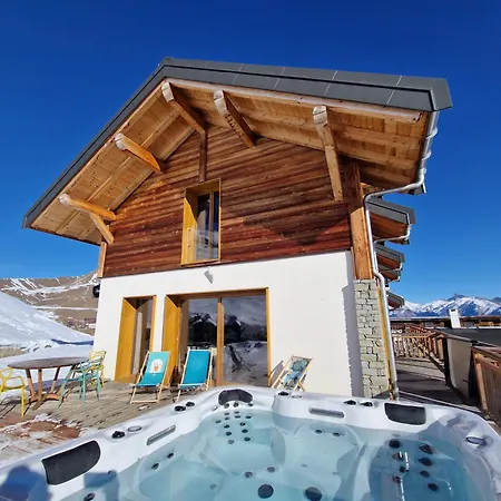 Penzion Ski Lodge Fontcouverte-la-Toussuire